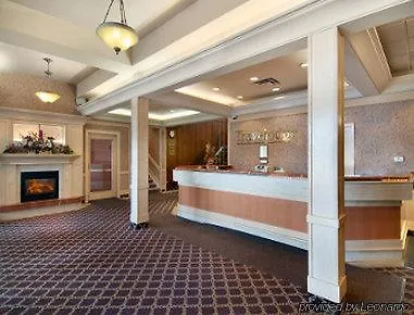 Travelodge By Wyndham Edmonton East Hotel